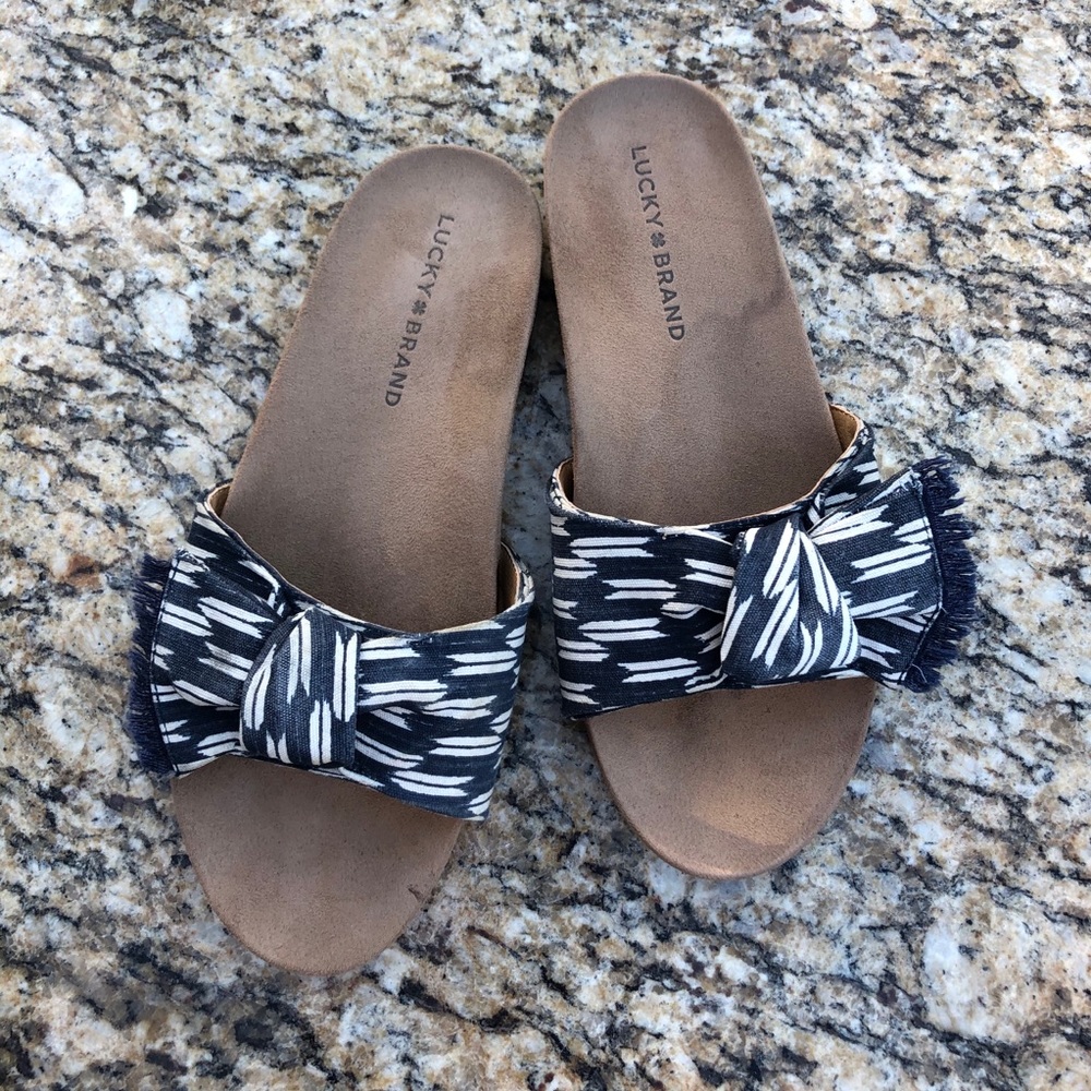 Lucky brand slippers size 7.5